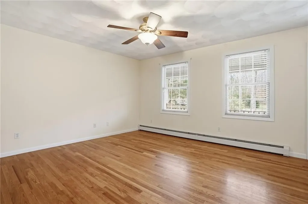 138 Dover Lane Richmond RI 02812