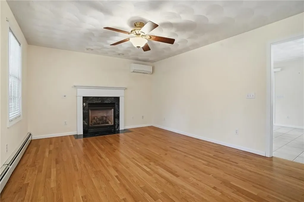138 Dover Lane Richmond RI 02812