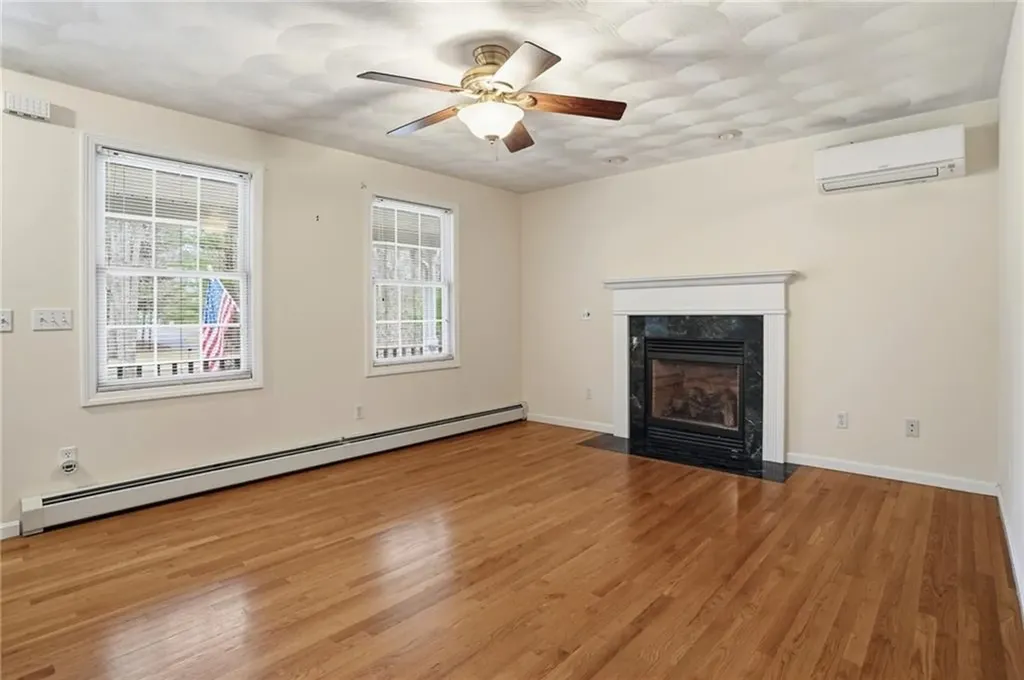 138 Dover Lane Richmond RI 02812
