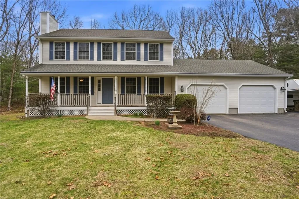 138 Dover Lane Richmond RI 02812