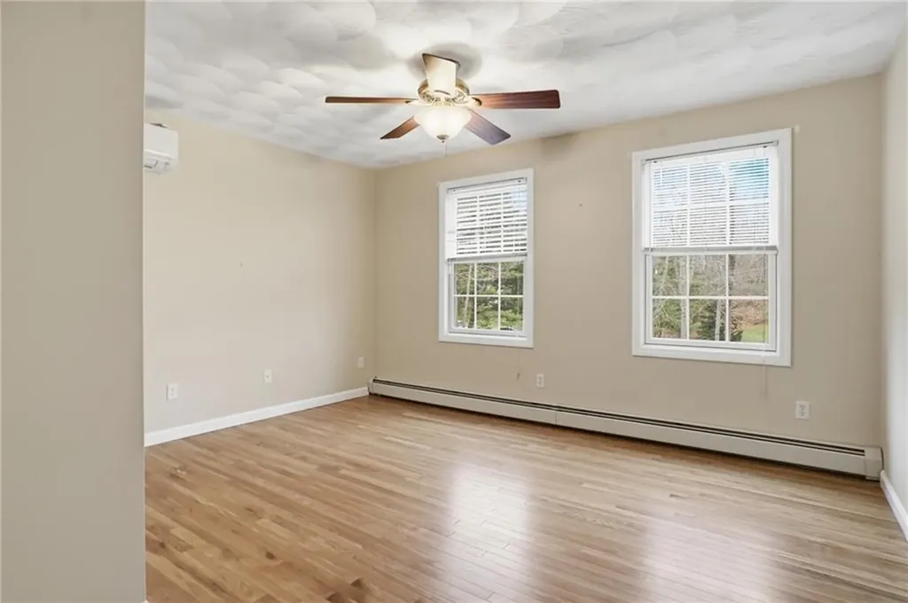 138 Dover Lane Richmond RI 02812