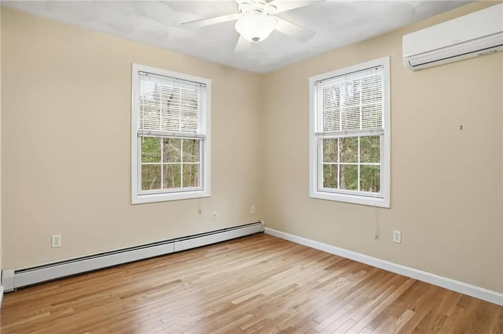 138 Dover Lane Richmond RI 02812