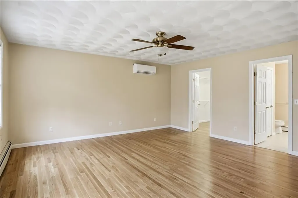 138 Dover Lane Richmond RI 02812
