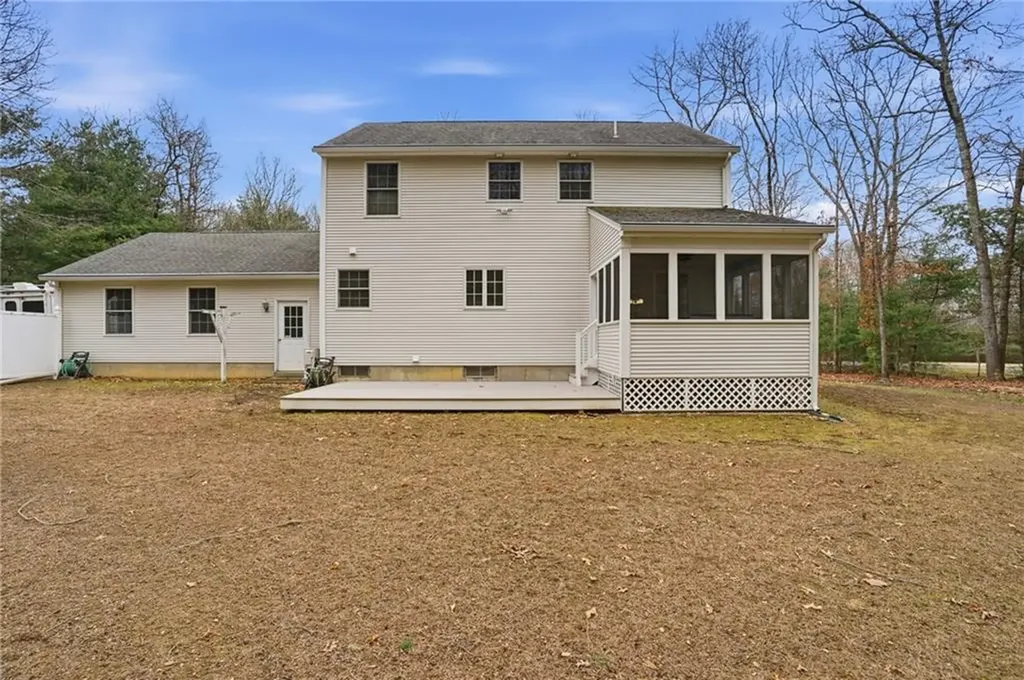138 Dover Lane Richmond RI 02812