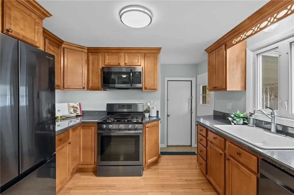 26 Ellison Street Cranston RI 02920