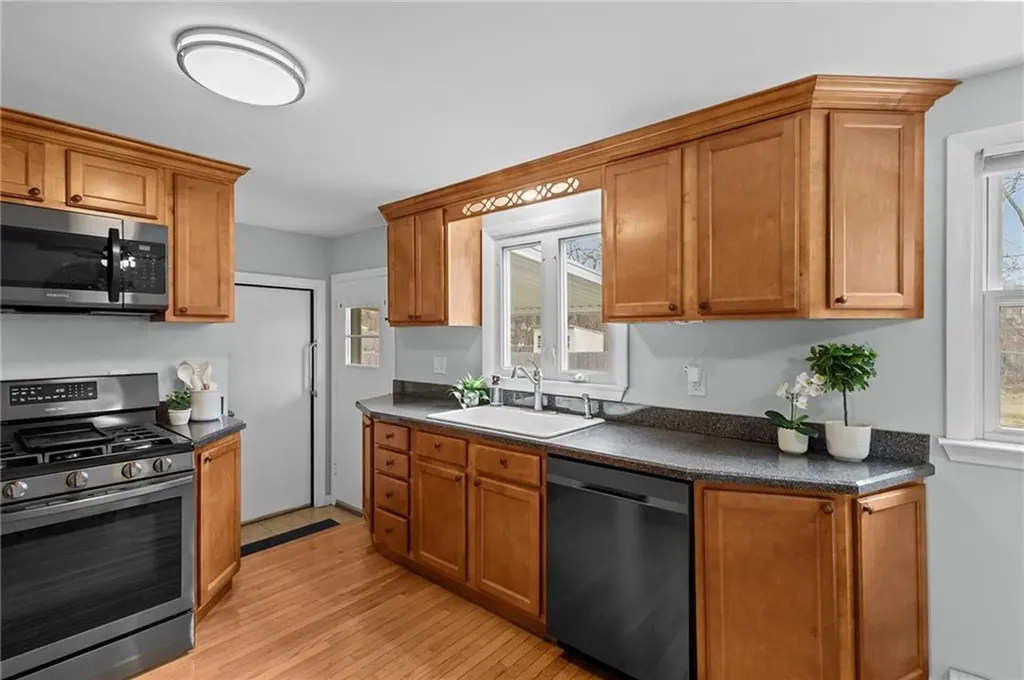 26 Ellison Street Cranston RI 02920