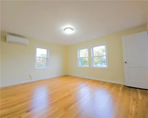 1 3 Shangri-la Lane Middletown RI 02842