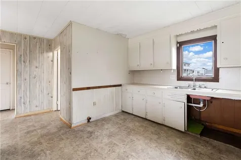 16 Rabbit Run Westerly RI 02891