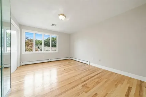 30 Dutchess Drive Cranston RI 02921