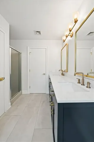 30 Dutchess Drive Cranston RI 02921