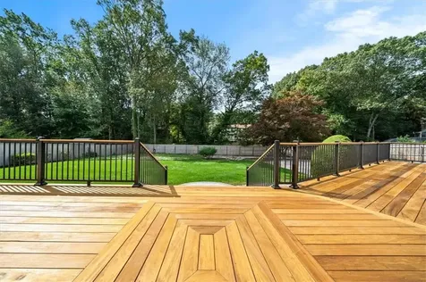 30 Dutchess Drive Cranston RI 02921