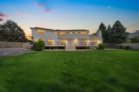 30 Dutchess Drive Cranston RI 02921