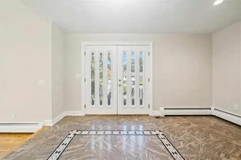 30 Dutchess Drive Cranston RI 02921