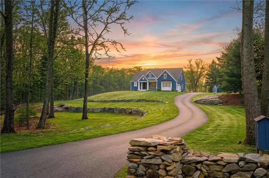 191 Rocky Hill Road Smithfield RI 02917
