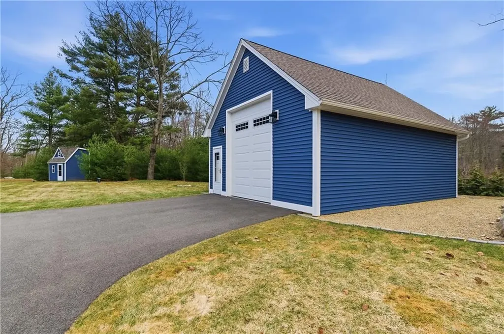 191 Rocky Hill Road Smithfield RI 02917