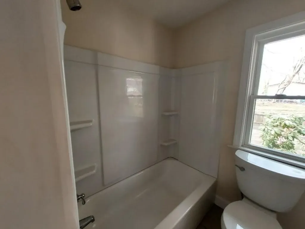 125 Wentworth Avenue Warwick RI 02889