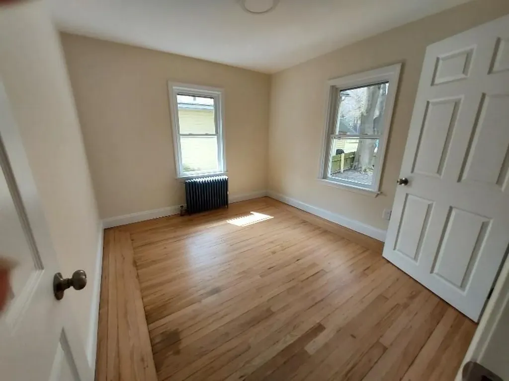 125 Wentworth Avenue Warwick RI 02889