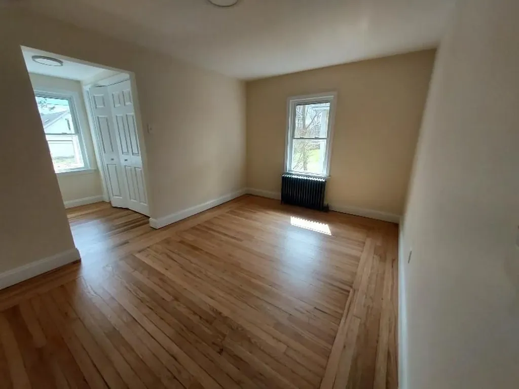 125 Wentworth Avenue Warwick RI 02889