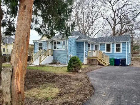 125 Wentworth Avenue Warwick RI 02889