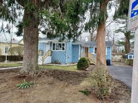 125 Wentworth Avenue Warwick RI 02889