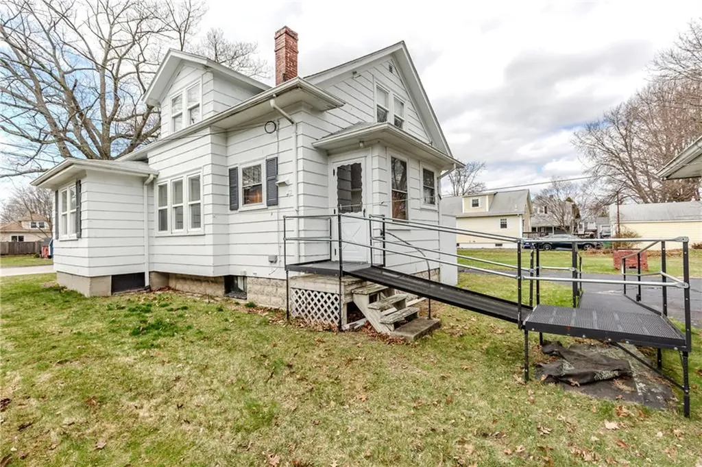 190 Wendell Road Warwick RI 02888