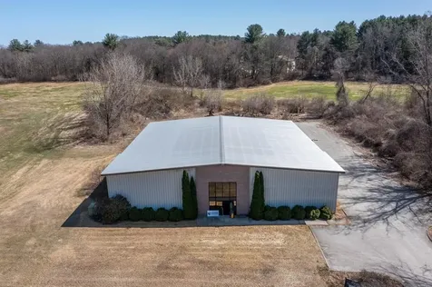 30 Crabtree Lane Woodstock CT 06281