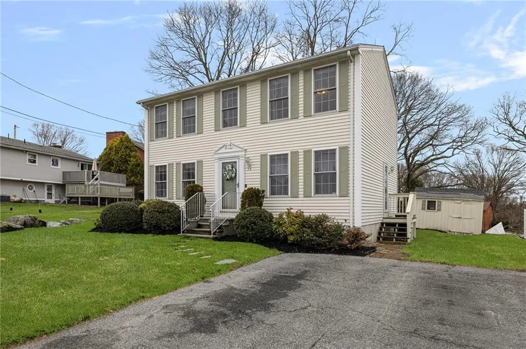 75 Macbeth Street Cranston RI 02920