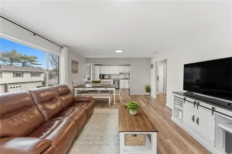 543 Quisset Court Warwick RI 02886
