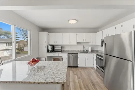 543 Quisset Court Warwick RI 02886
