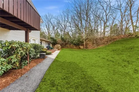 543 Quisset Court Warwick RI 02886