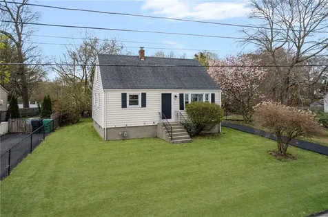 26 Limestone Road Warwick RI 02889