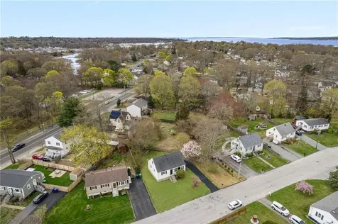 26 Limestone Road Warwick RI 02889