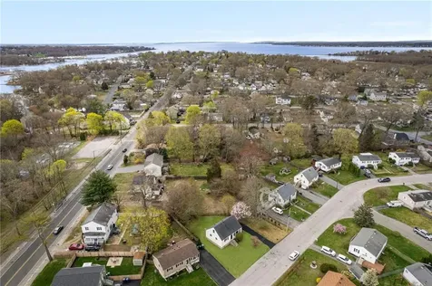 26 Limestone Road Warwick RI 02889