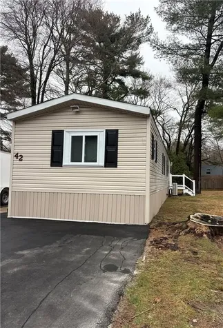 42 Maplewood Drive Burrillville RI 02839