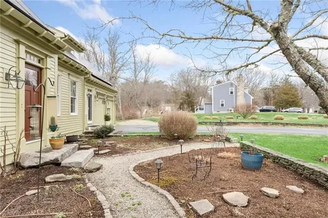 33 Butterfly Trail Dartmouth MA 02747