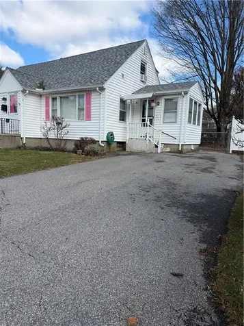 4 Dunbar Street Providence RI 02909