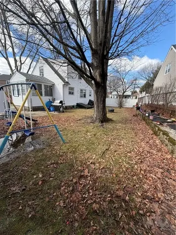 4 Dunbar Street Providence RI 02909
