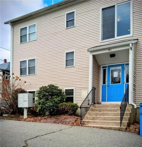 381 Old River Road Lincoln RI 02838