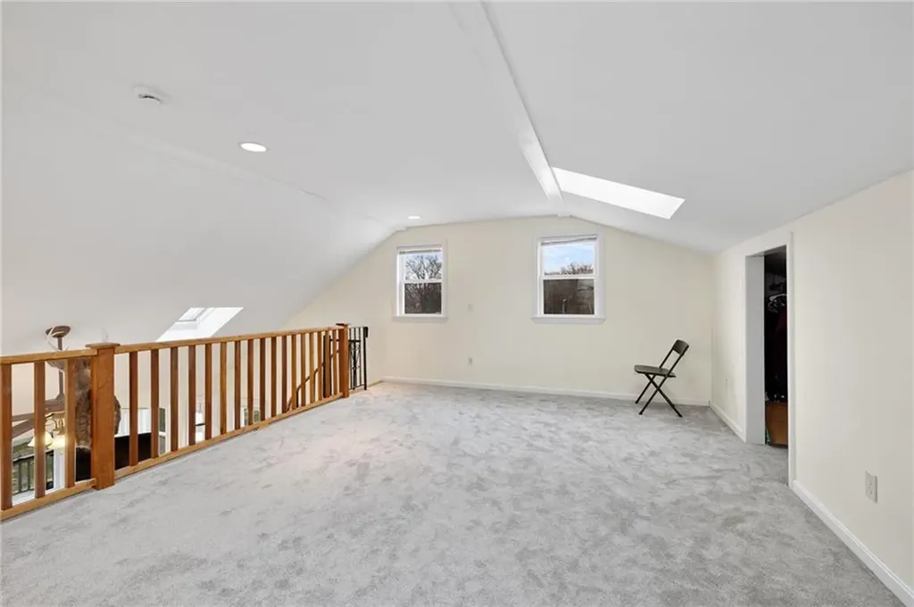 26 Pier Road Portsmouth RI 02872