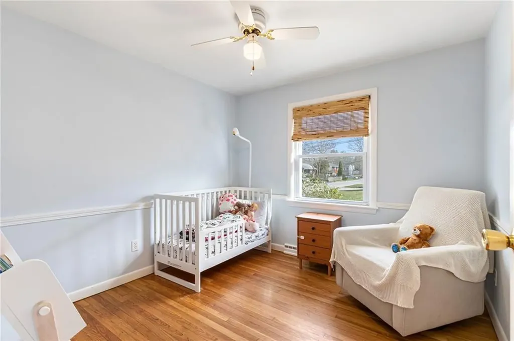 32 Overhill Road Warren RI 02885