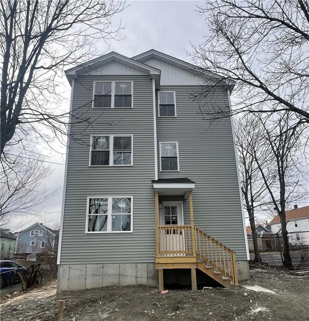134 Florence Street Providence RI 02909