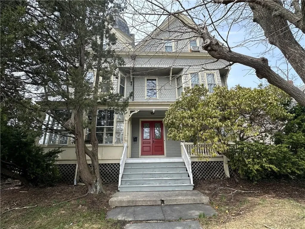 342 Broadway Newport RI 02840