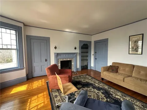 342 Broadway Newport RI 02840