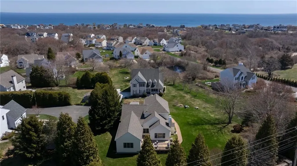 25 Southern View Drive Narragansett RI 02882