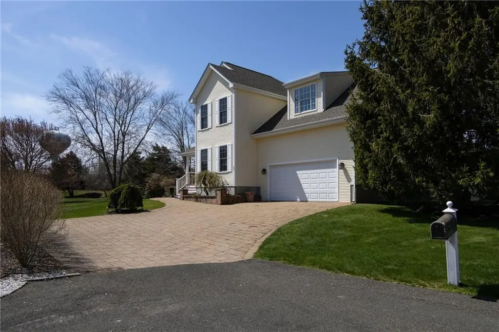 25 Southern View Drive Narragansett RI 02882