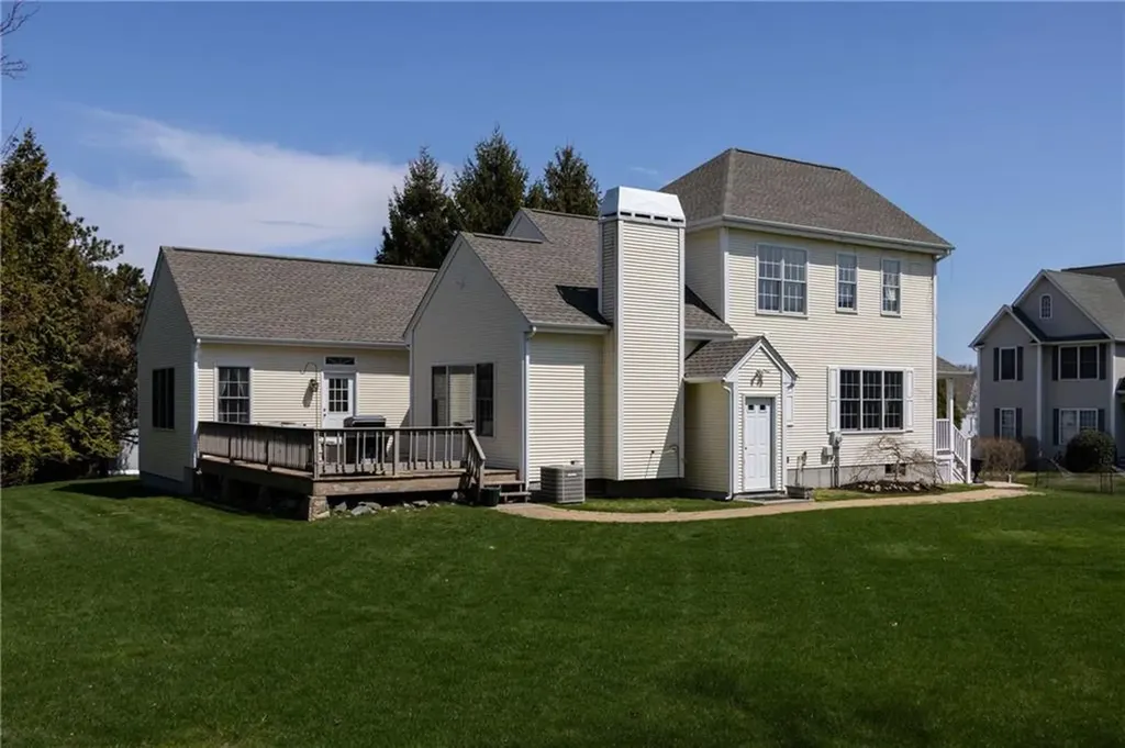 25 Southern View Drive Narragansett RI 02882
