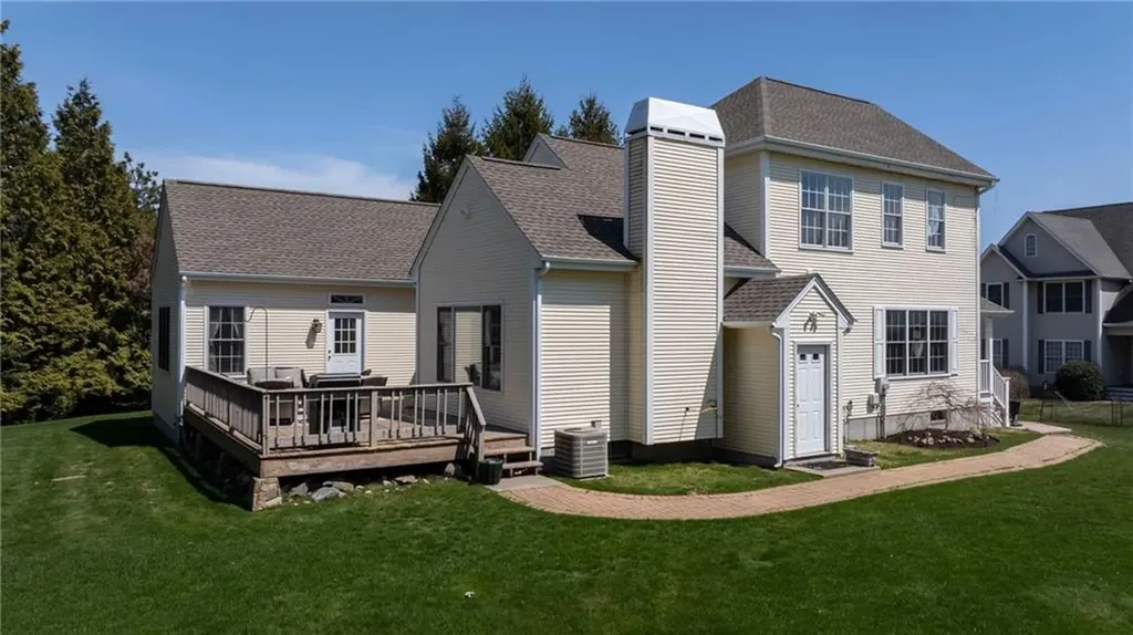 25 Southern View Drive Narragansett RI 02882