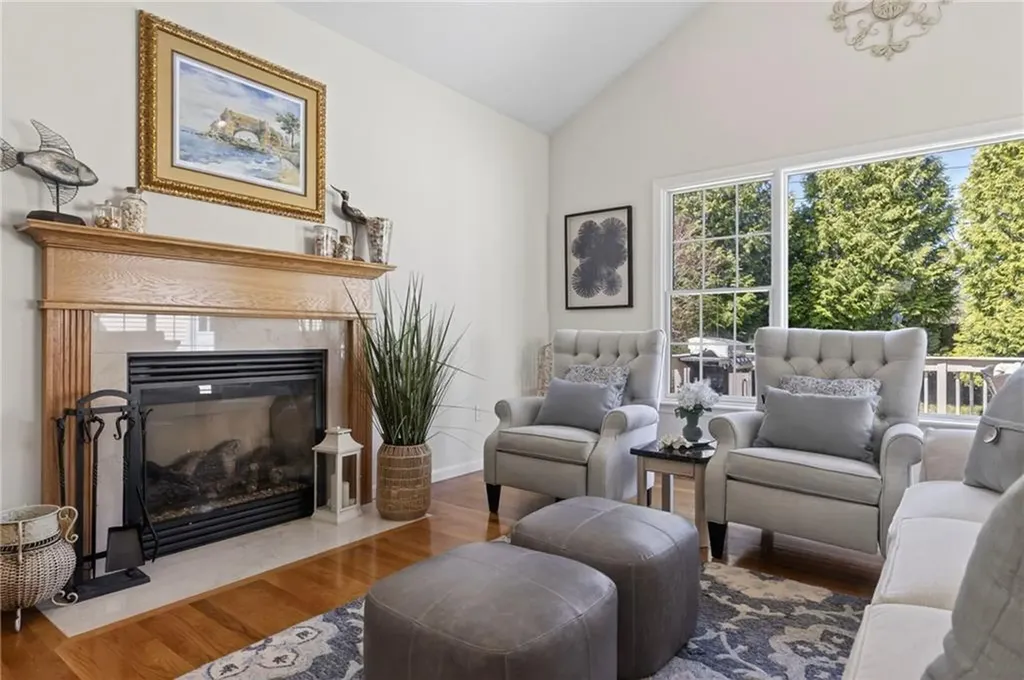 25 Southern View Drive Narragansett RI 02882