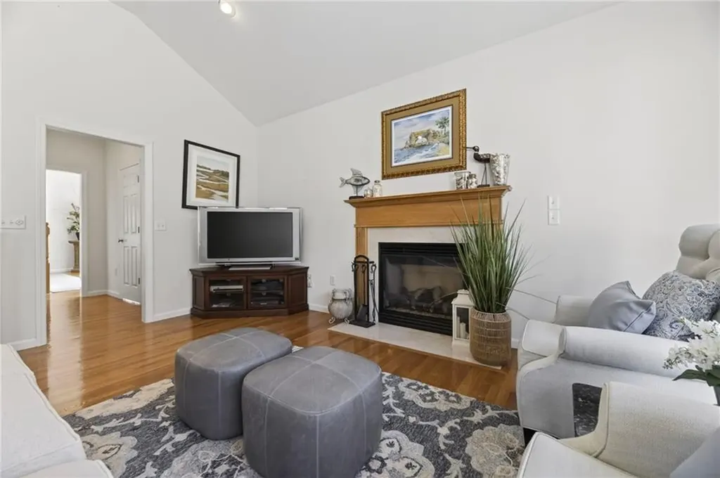 25 Southern View Drive Narragansett RI 02882