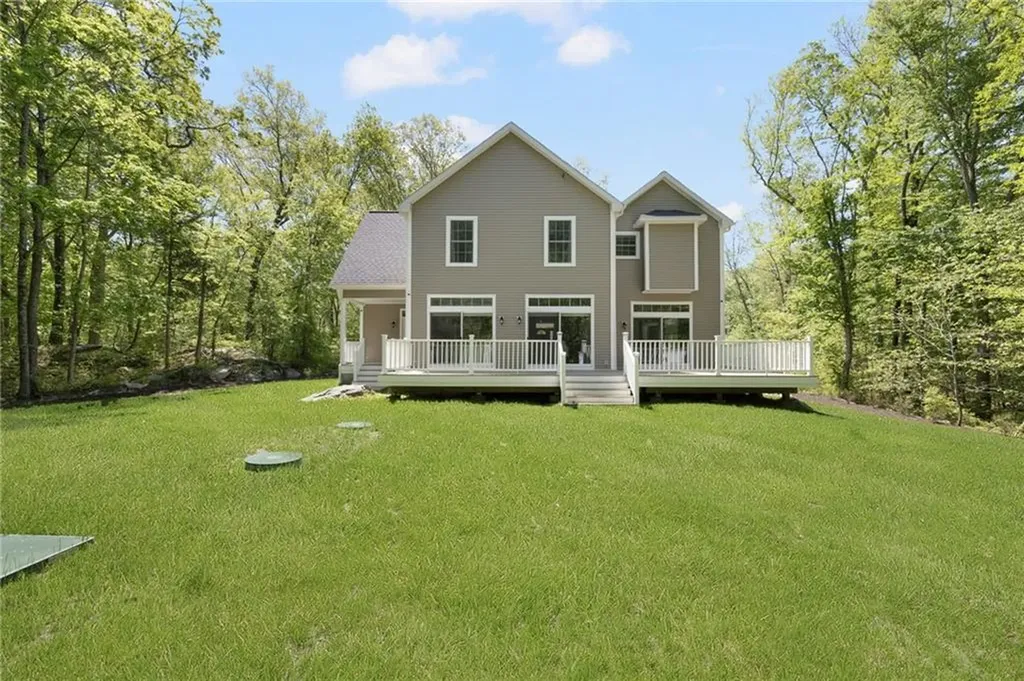 161 Stony Lane North Kingstown RI 02852